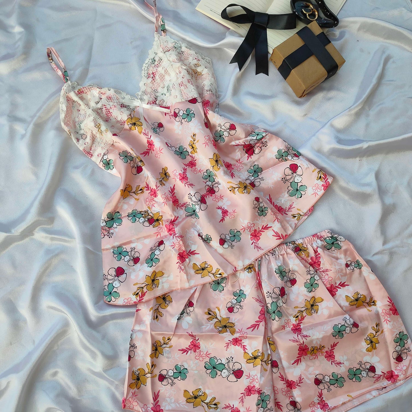 FLORA SATIN SHORTS SET
