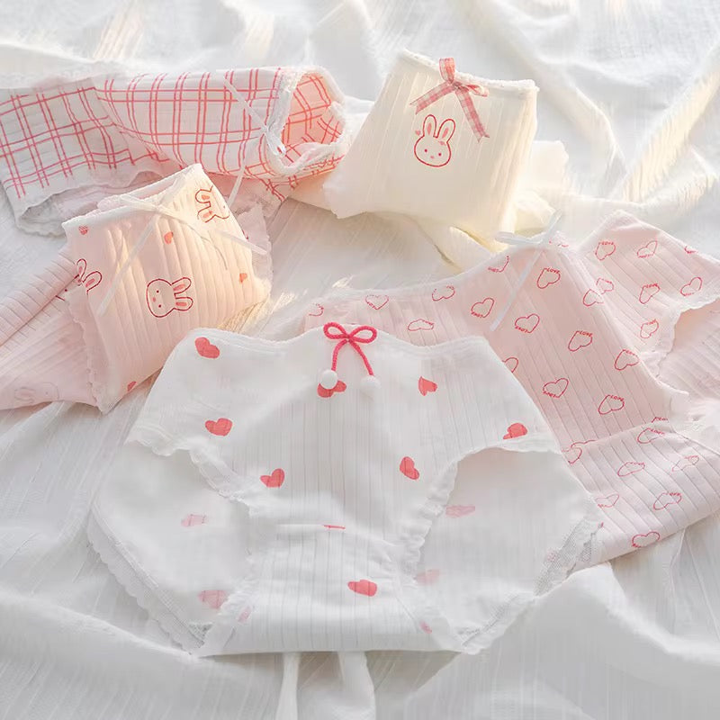 PRETTY HEART COTTON PANTY (Pack of 2/3/5)