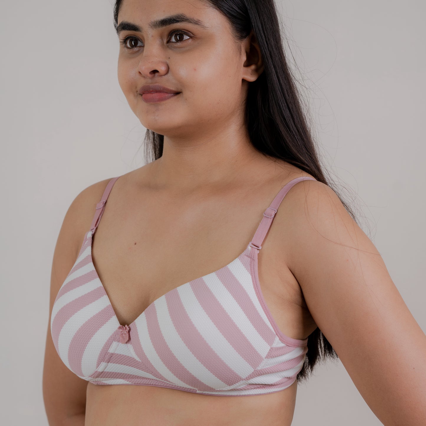 STREAK SEAMLESS BRA (A/B/C cup)