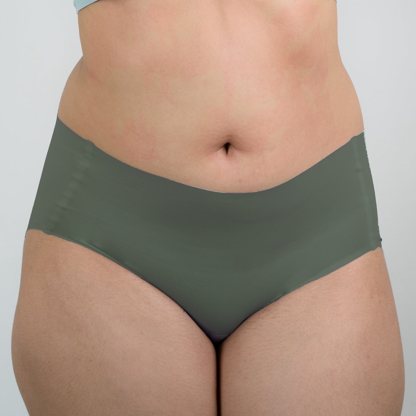 MIDWAIST SEAMLESS PANTY