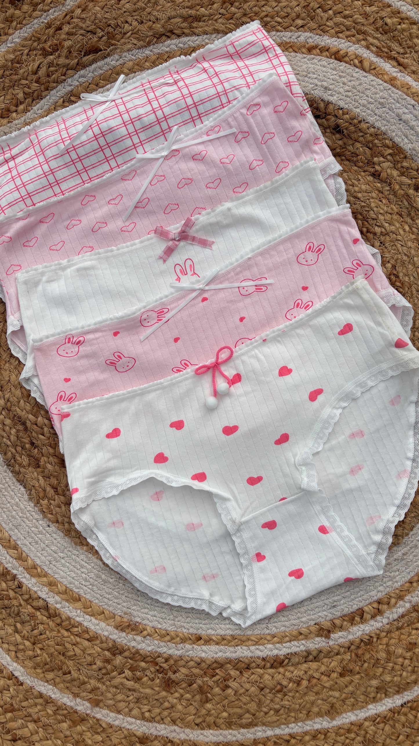 PRETTY HEART COTTON PANTY (Pack of 2/3/5)