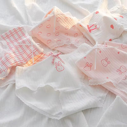 PRETTY HEART COTTON PANTY (Pack of 2/3/5)