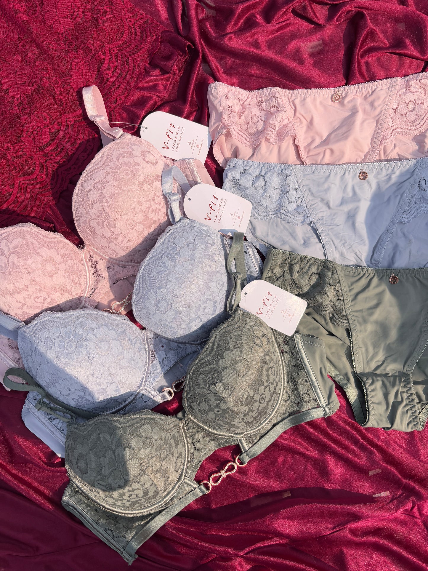 JASMINE LACE SET (New Arrival)