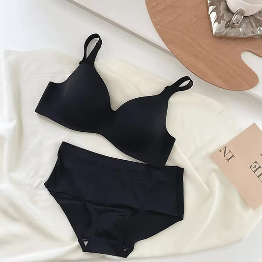CRESCENT SEAMLESS BRA (A/B/C cup)